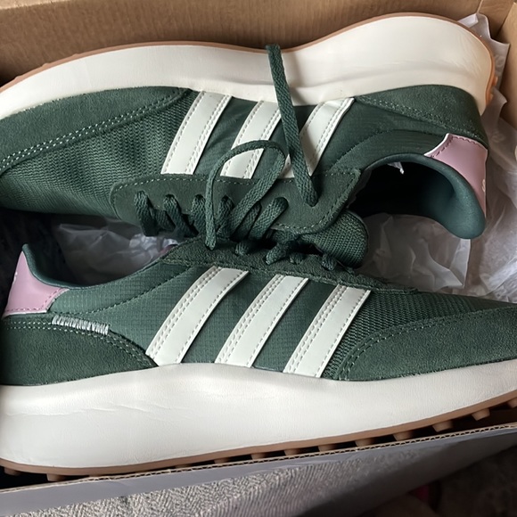 Adidas Run 70 size 7 - Picture 7 of 7